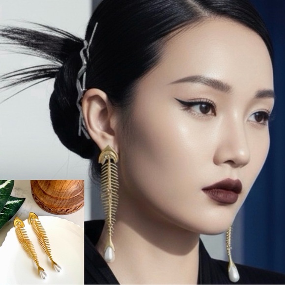 Jewelry - Schiaparelli Inspired Long Gold Tone Fish Skeleton Earrings Pearl Bones Jewelry